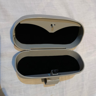 サングラスホルダー　新品　クルマずきさんへ　1の画像