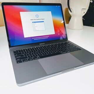 Apple MacBook Pro 13.3-inch Mid ...