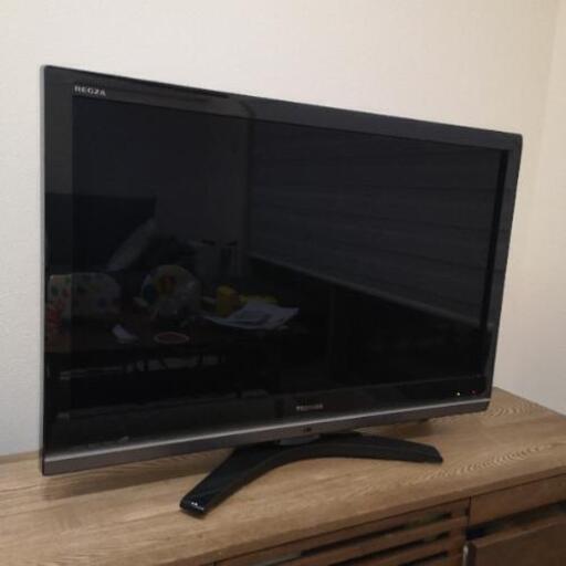 REGZA　37Z8000　37型液晶テレビ　TOSHIBA 東芝