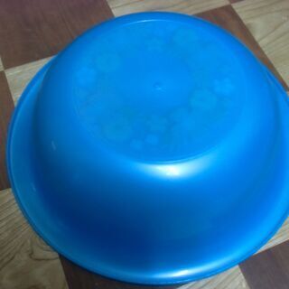 【取引成立】●無料● 花柄 レトロ 青 洗面器 差し上げます。＊石川県＊美川より*期間限定の画像