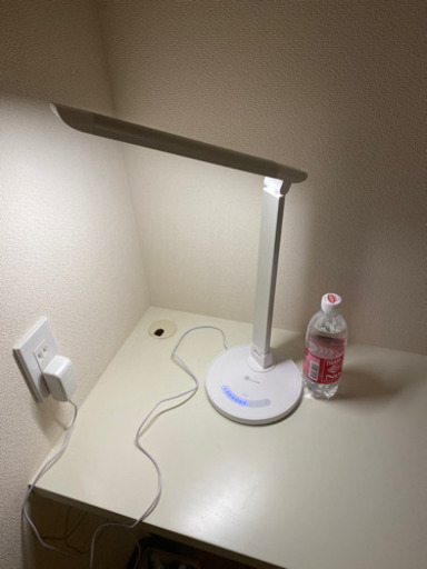 LED卓上ライト10段切替寒色から暖色まで