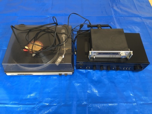 【取りに来ていただける方限定】プリメインアンプ、チューナー、レコードプレーヤー３点まとめて