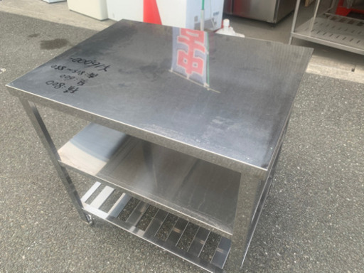 ☆中古品　業務用作業台　800x600x815~850mm☆