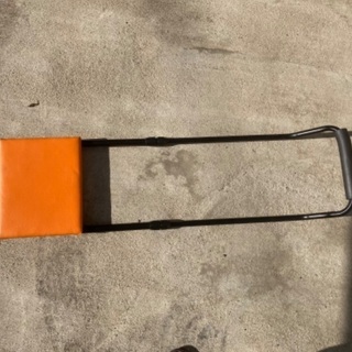 腹筋補助具の画像