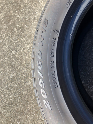 ピレリ オールシーズンタイヤ 205/60R16 4本 バリ溝