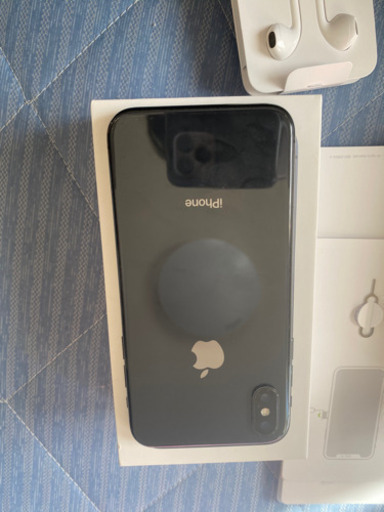 iphone x 本体 難ありです。