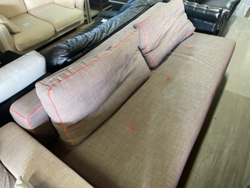 三人掛けソファー　赤線