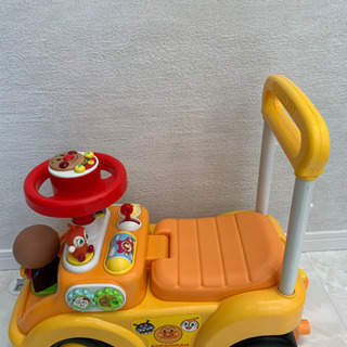 アンパンマンのコンビカー