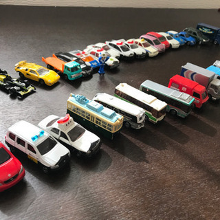 ⭐️ミニカー＆保管ケースの画像