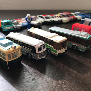 ⭐️ミニカー＆保管ケースの画像