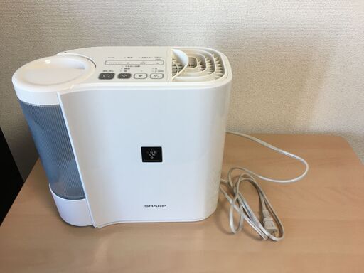 加湿器sharp シャープ のHV-J30-Wとカートリッジのセットを6000円で。