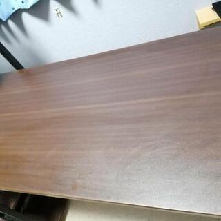 棚付金属製デスクの画像