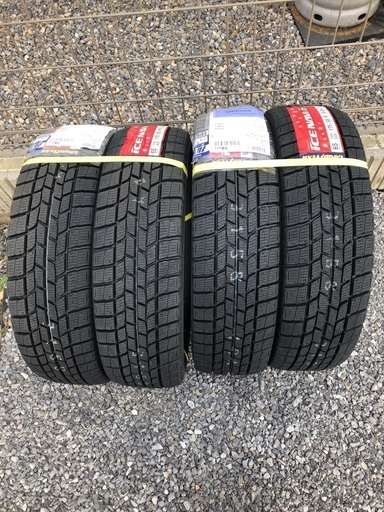 15インチ　スタッドレスタイヤ　新品未使用