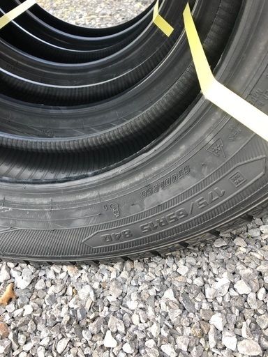 15インチ　スタッドレスタイヤ　新品未使用