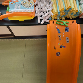 アンパンマン滑り台とブランコの画像