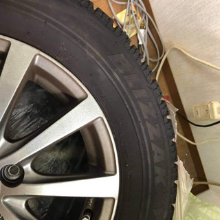 Bridgestone blizzak vrxスタッドレスタイヤホイル付き4本の画像