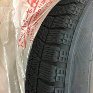 Bridgestone blizzak vrxスタッドレスタイヤホイル付き4本の画像