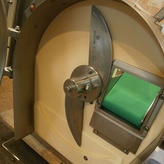 ☆中古品 エムラ フードスライサー MG-201 高速野菜切断機 コンベヤ式