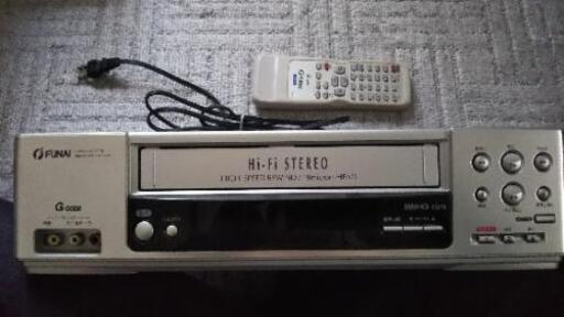 【受け渡し決定】船井電機 VHSビデオデッキ Hi-Fi STEREO VR-YG561 中古