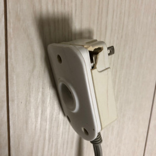 【お話中】DeLonghi(デロンギ)　オイルヒーター　TDD0915Wの画像