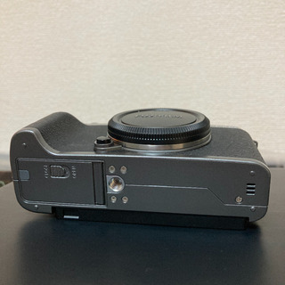 Fujifilm x-t200 レンズキット　ダークシルバーの画像
