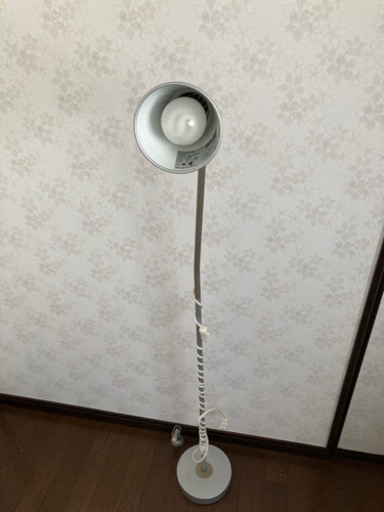 IKEA スタンドライト シルバー