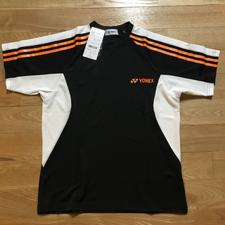 YONEX ヨネックス メンズSサイズ　レディースMくらいTシャツ