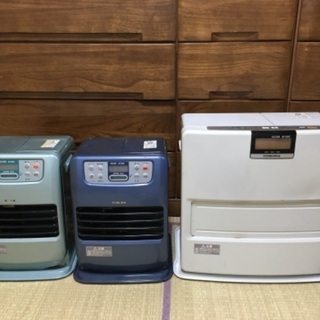 石油ファンヒーター　灯油　ストーブ　3台セット！