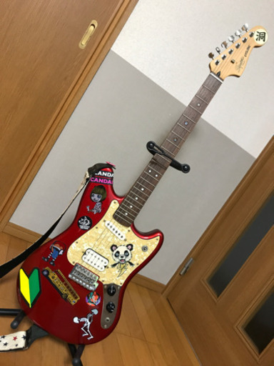 娘のギター。アンプもお付けします。