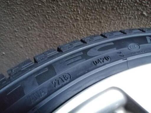 【値下げ】スタッドレス　ホイール付き　215-45-17