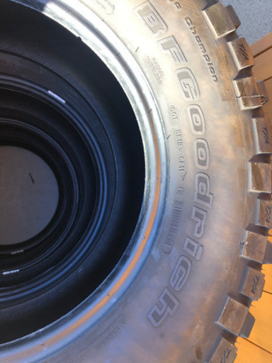 『値下げします』BFグッドリッチ　マッドテレーンタイヤ中古4本セット35x12.5xR17LT