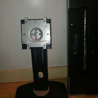 DELL・U2312HMt　23インチ・ワイド液晶ディスプレイ（ジャンク品）【値段交渉可能】の画像