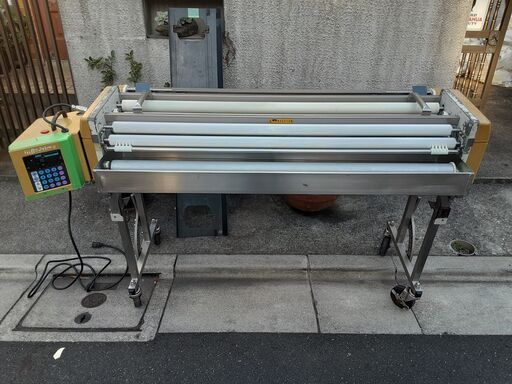 糊付機　極東産機　クロス　壁紙　糊付け機