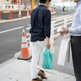 【残りわずか!全額日払い】ティッシュ配布スタッフの募集の画像