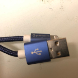 iPhone用ケーブル【難アリ】