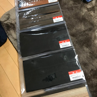 焼板，腰板・張り替えます。