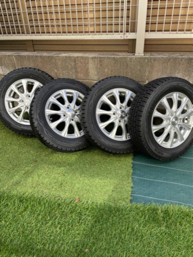 スタッドレスタイヤ