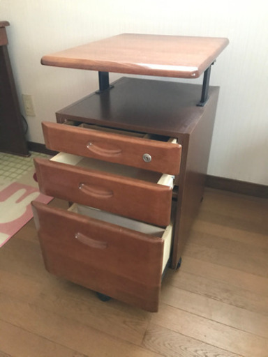 大幅値下げ　学習机