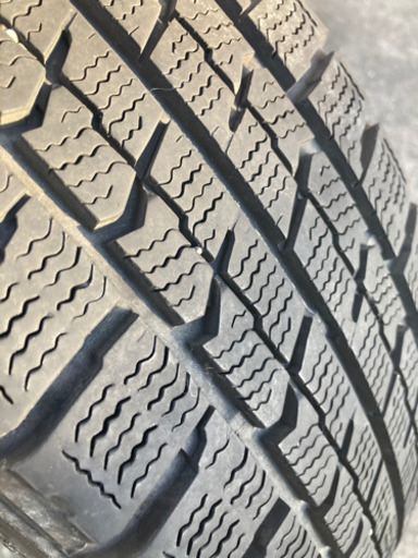 スタッドレス　WEDS JENEIGE 14インチ5.5J 4H100 グッドイヤー 175/65R14