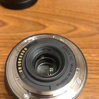 canon レンズ2個セット　ズームレンズ　単焦点レンズの画像