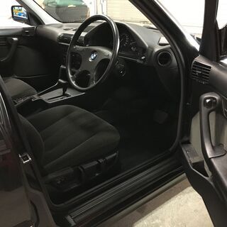極上 BMW 525i E34 ワンオーナー 走行3万キロ代 エンジン絶好調 内外装ともに程度◎の画像