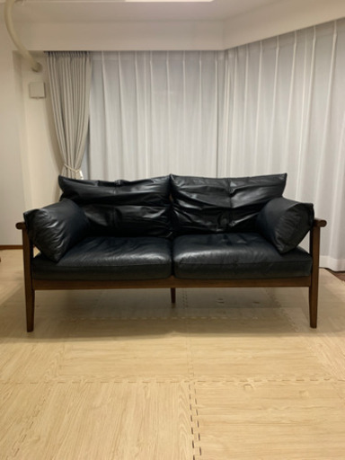 【美品です】KEYUKA レザーソファ 2.5人掛け