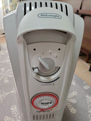 デロンギ　オイルヒーター　DēLonghi
