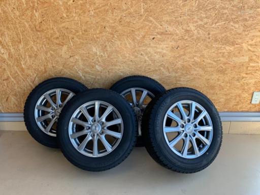 スタッドレス　１９５/６５Ｒ１５　エスクァイア ハイブリッド