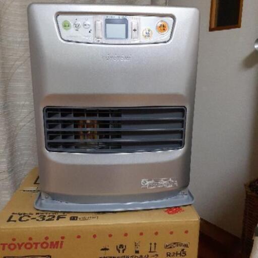トヨトミ石油ファンヒーターLC-32F