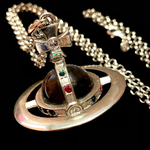 ヴィヴィアンウエストウッド　ジャイアントオーブ  ネックレス