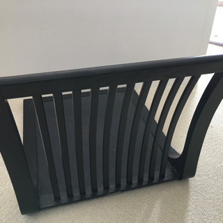 木製座椅子の画像
