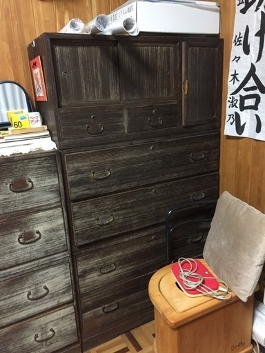 レトロな和ダンス