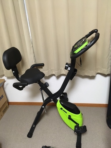 エアロバイク　フィットネス