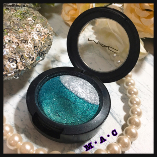 ご購入者様決定[M·A·C]ミネラライズ アイシャドウ 青緑 ブルー ソーサリィ きらきらラメ